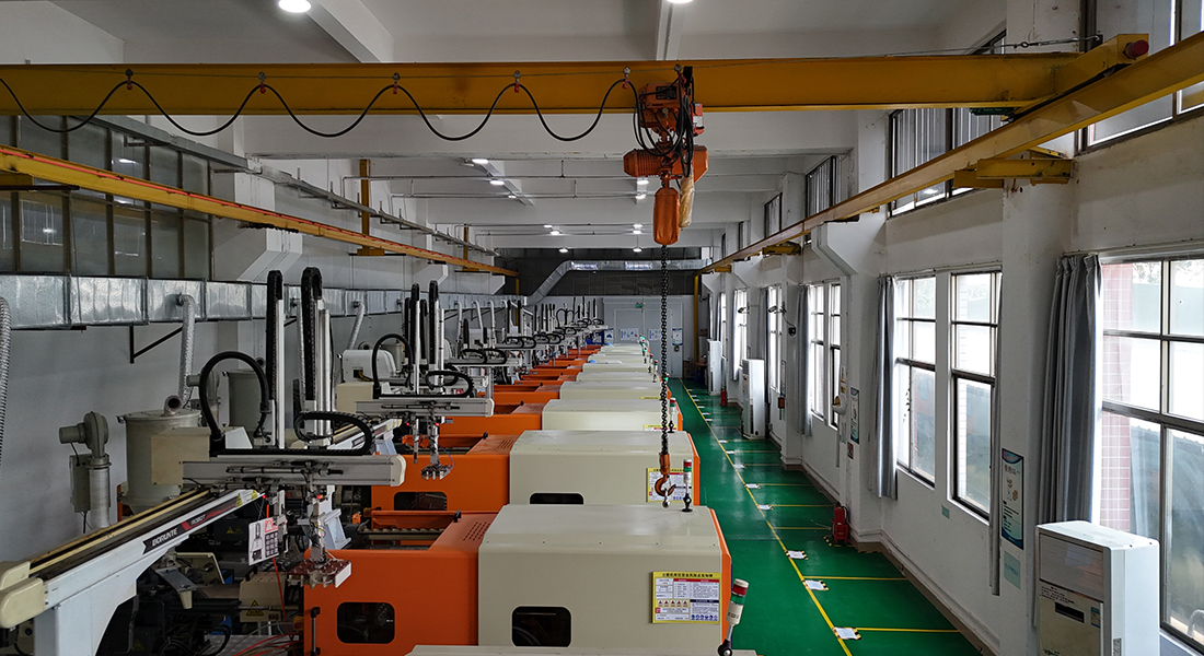 ENORME EQUIPO DE TALLER