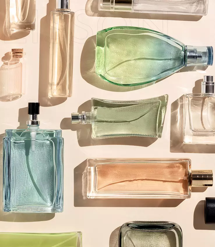 Fabricante de envases de vidrio personalizados especializado en diseño sostenible y soluciones integrales para diversas necesidades de la industria.